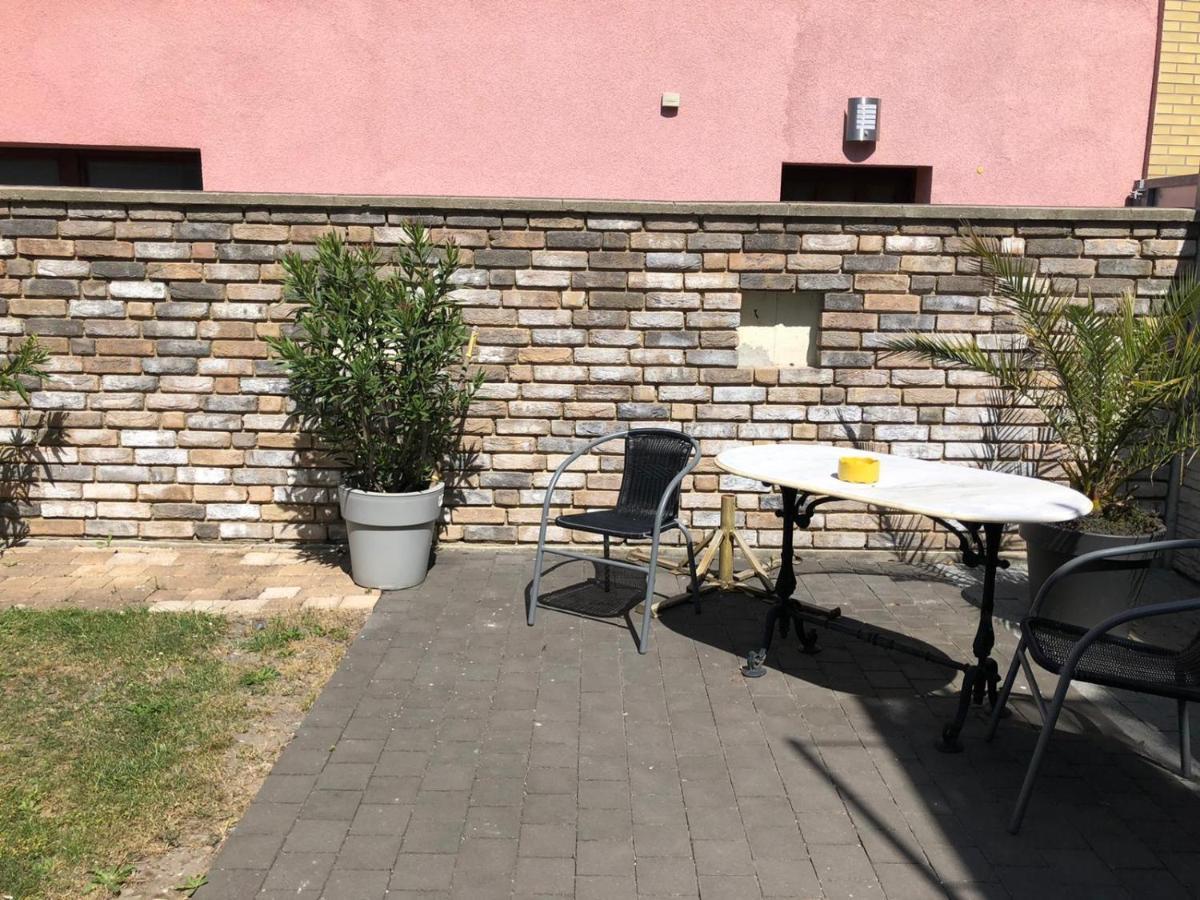 Zufluchtshuette Apartment Herzogenrath Luaran gambar